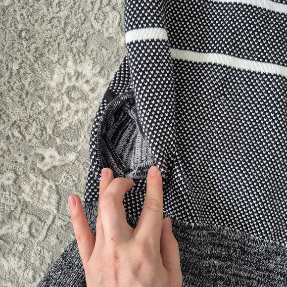 Ivivva Lululemon Women's Grey Feelin Toasty Wrap Cardigan Size S (Girl 14) - Picture 6 of 10